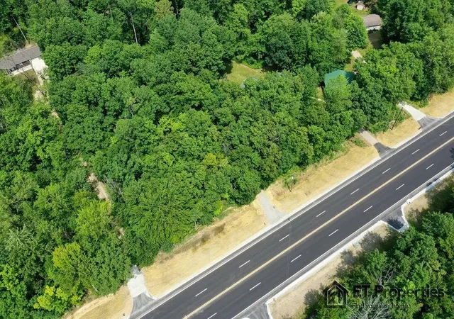3rd image of 8371 14 Mile Rd, Cedar Springs, MI 49319 | MLS# 70537945