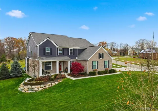 3rd image of 283 Westbrooke Dr, Oakland, MI 48363 | MLS# 61021960