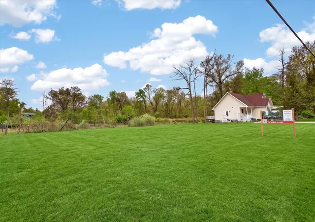 2nd image of 10520 Marquette Dr, New Buffalo, MI 49117 | MLS# 70535526