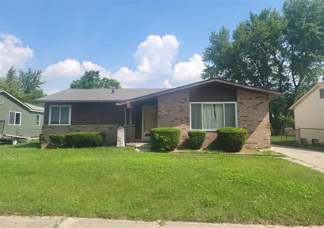 Homes for sale in Romulus, MI | 30106 Jamestown St, Romulus, MI 48174 | MLS# 70544663