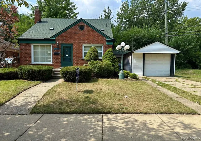 2nd image of 11465 Leverne Rd, Redford, MI 48239 2280 | MLS# 61024156