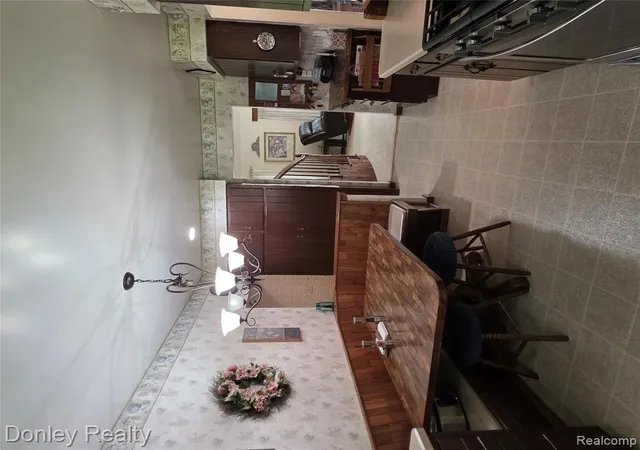 Photo 3 of Single family home for sale at 5163 Burning Tree Rd, Kalamazoo, MI 49009 3804 | MLS# 61023656 | Listing updated on 2026-09-04