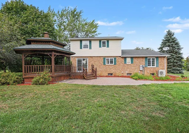 Photo 3 of Sale Pending at 3979 Townline Rd, Standish, MI 48658 | MLS# 50220104 | Listing updated on 2026-08-31