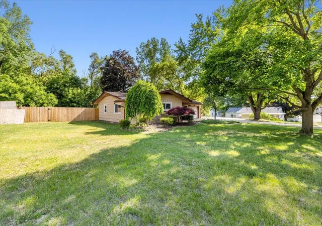 Homes for sale in Brighton, MI | 210 Beaver St, Brighton, MI 48116 | MLS# 70538566