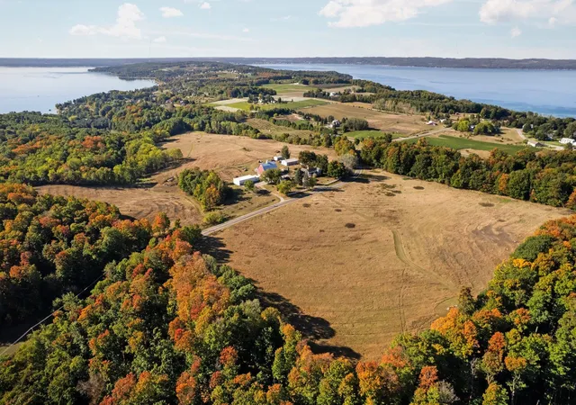 Homes for sale in Traverse City, MI | 1378 Gray Rd, Traverse City, MI 49686 | MLS# 80061500