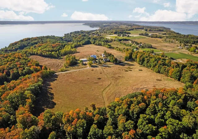 Homes for sale in Traverse City, MI | 1378 Gray Rd, Traverse City, MI 49686 | MLS# 80061500