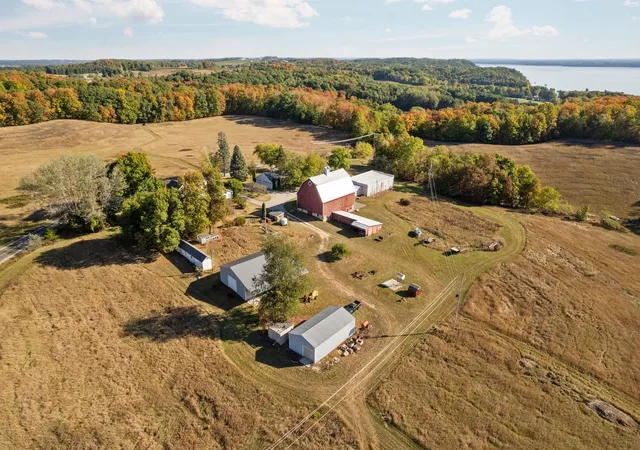 Homes for sale in Traverse City, MI | 1378 Gray Rd, Traverse City, MI 49686 | MLS# 80061500