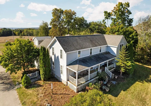 Homes for sale in Traverse City, MI | 1378 Gray Rd, Traverse City, MI 49686 | MLS# 80061500