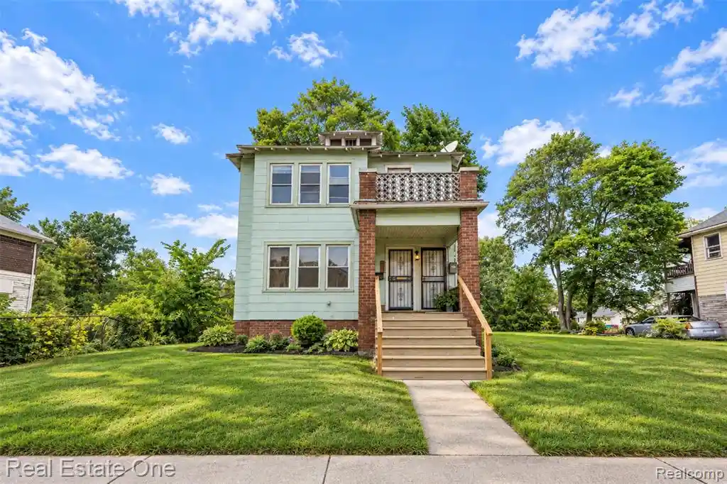 Photo 1 of Single family home for sale at 119 Candler St, Highland Park, MI 48203 | MLS# 61032344 | Listing updated on 2026-10-14
