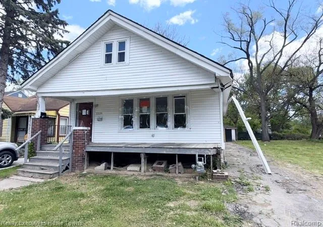 1st image of 13524 Faust Ave, Detroit, MI 48223 | MLS# 60993191