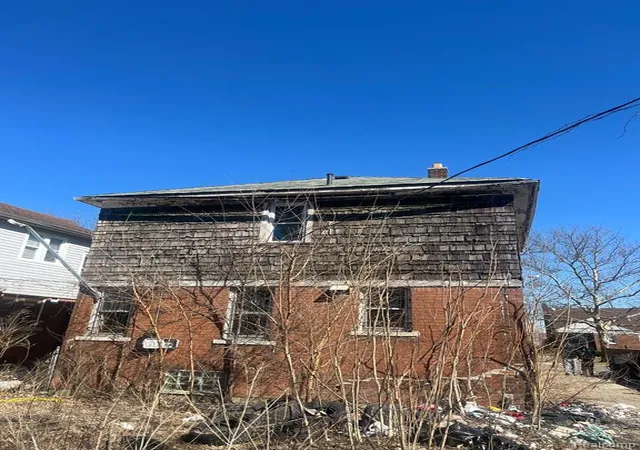 Homes for sale in Detroit, MI | 8833 Manor St, Detroit, MI 48204 | MLS# 60377215