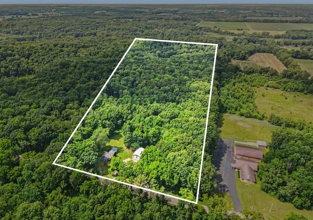 Homes for sale in Three Rivers, MI | 15068 Millard Rd, Three Rivers, MI 49093 | MLS# 70543968