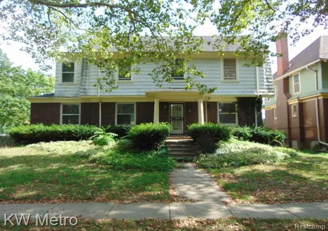 1st image of 665 Pallister St, Detroit, MI 48202 2418 | MLS# 61022769