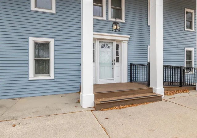 4th image of 6081 Kinyon Dr, Brighton, MI 48116 | MLS# 70507167
