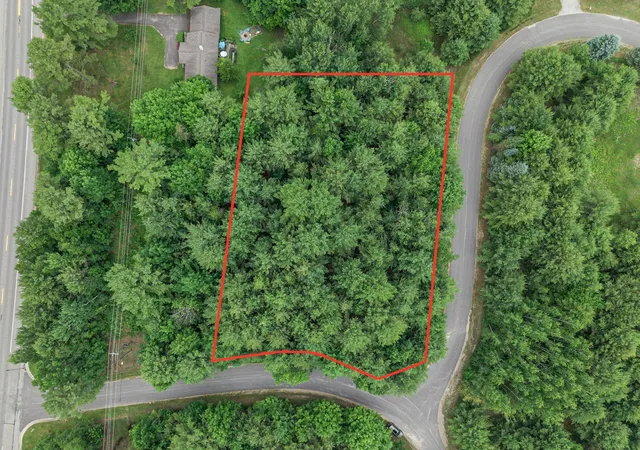 Homes for sale in Kewadin, MI | 3702 Servers Dr, Kewadin, MI 49648 | MLS# 80070581
