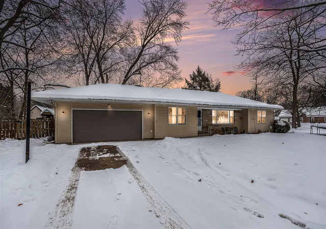 1st image of 56 Garden Ave, Battle Creek, MI 49017 | MLS# 70508146