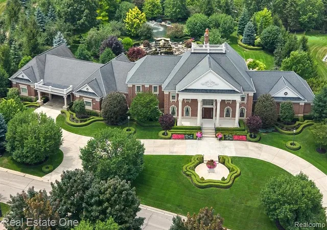 1st image of 5250 Orchard Ridge Dr, Rochester, MI 48306 | MLS# 61015036