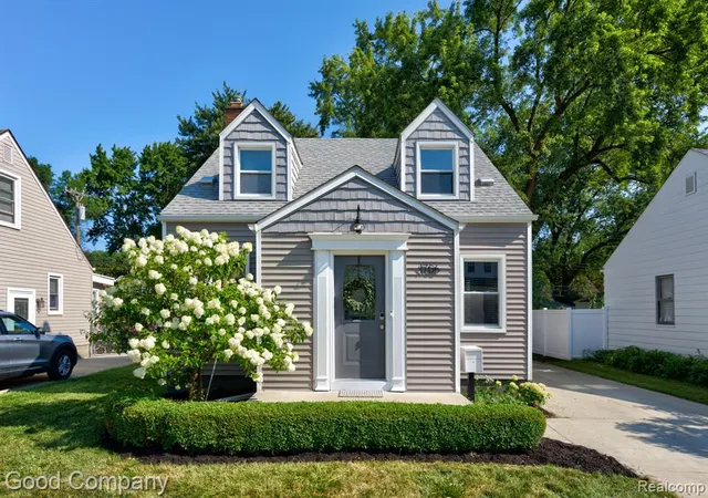 Photo 1 of Sale Pending at 1706 Eaton Rd, Berkley, MI 48072 | MLS# 61017261 | Listing updated on 2026-08-22