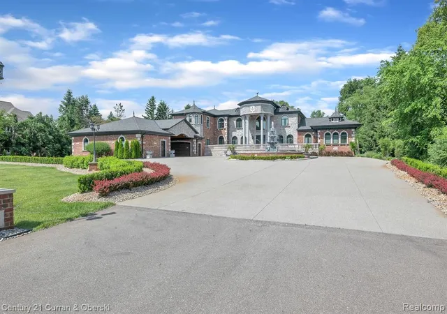 3rd image of 17965 Beck Road, Northville, MI 48168 | MLS# 60988960