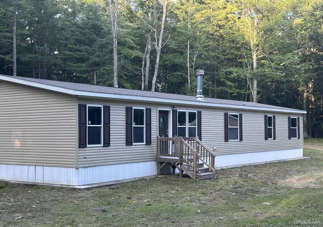 1st image of 2735 Old County 69 Sts, Florence T Wi, WI 54121 | MLS# 50219032