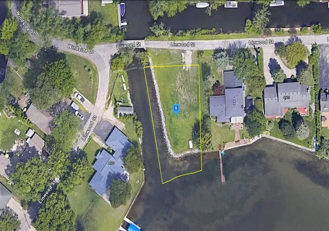 Land for sale at 4545 Linwood St, West Bloomfield, MI 48324-1549 | MLS# 70544552