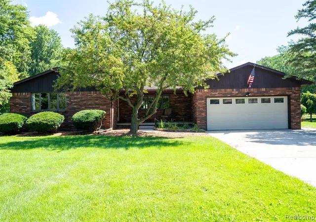 Photo 2 of Sale Pending at 12900 Maxwell Rd, Carleton, MI 48117 9787 | MLS# 61024262 | Listing updated on 2026-08-28