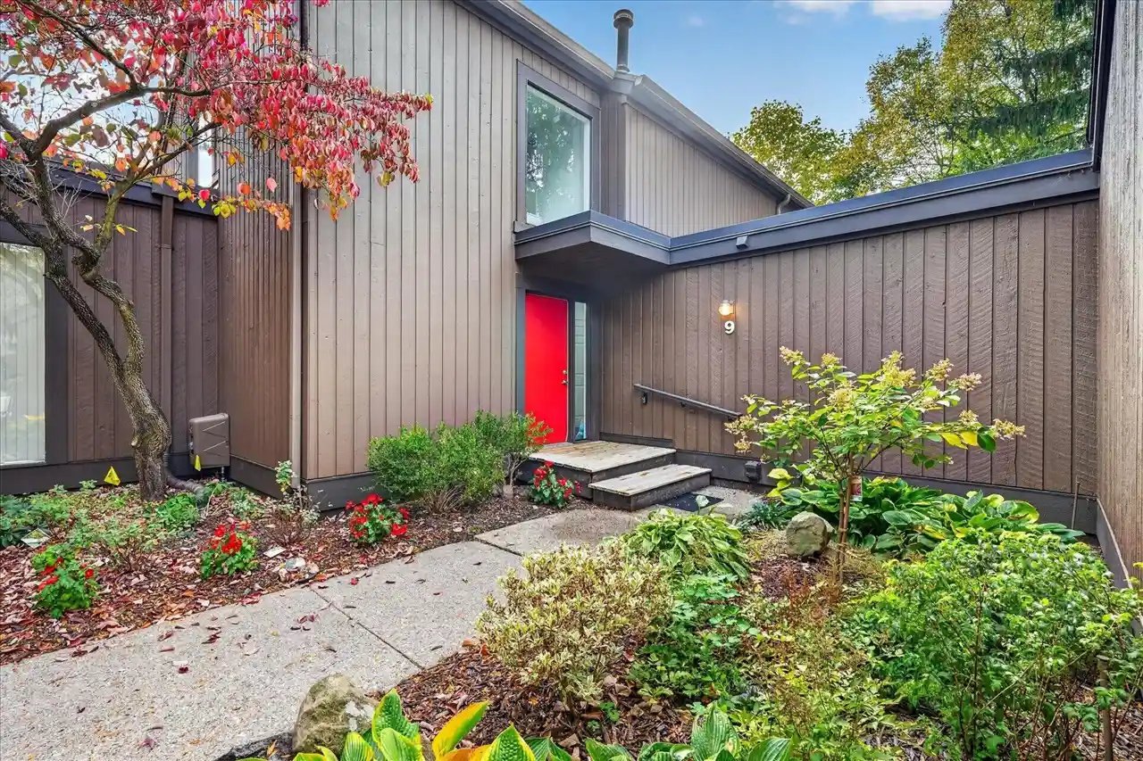 Photo 1 of Condo for sale at 9 Westbury Ct, Ann Arbor, MI 48105 | MLS# 70566432 | Listing updated on 2026-10-26