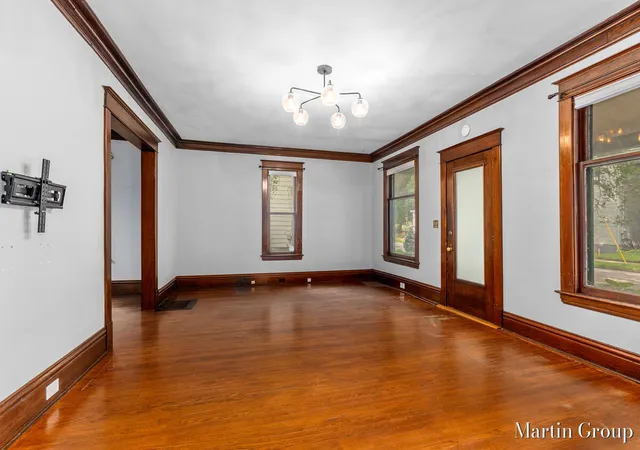 Photo 3 of Sale Pending at 100 Luton Ave, Grand Rapids, MI 49506 | MLS# 70542581 | Listing updated on 2026-07-07
