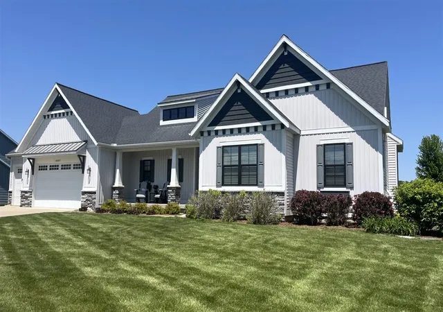 Homes for sale in Belmont, MI | 4085 Boulder View Dr, Belmont, MI 49306 | MLS# 70538853