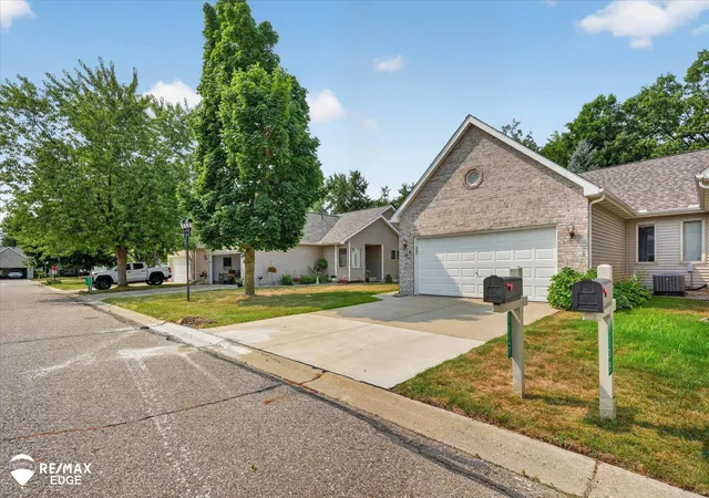 4th image of 1137 Jenna Dr, Davison, MI 48423 | MLS# 50218801