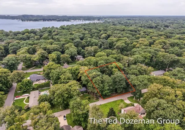 1st image of 0 Marquette Ave, Holland, MI 49424 | MLS# 70553755