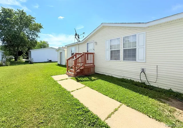 Homes for sale in Whittaker, MI | 317 Scarlet Oak Ln, Whittaker, MI 48190 | MLS# 61008210