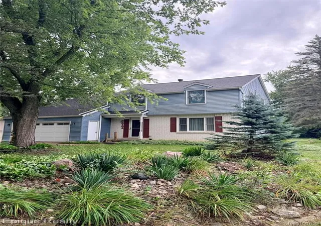 2nd image of 8484 Wesley Dr, Flushing, MI 48433 | MLS# 61021881
