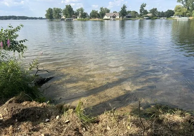 2nd image of 1002 Channel Dr, Lake Isabella, MI 48893 | MLS# 70549908
