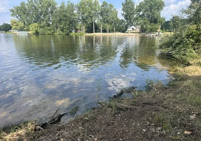 Photo 3 of Sale Pending at 1002 Channel Dr, Lake Isabella, MI 48893 | MLS# 70549908 | Listing updated on 2026-09-08