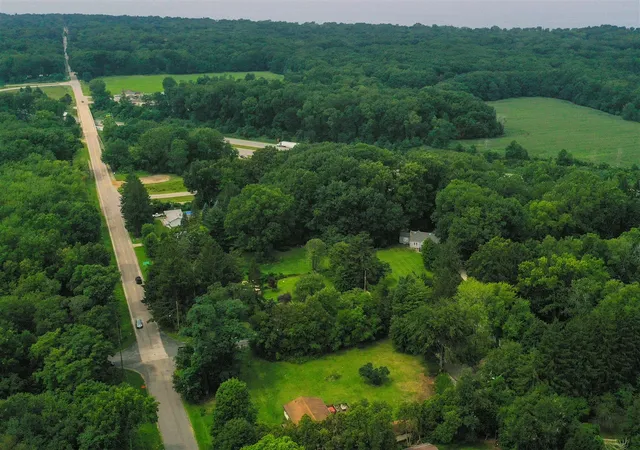 Photo 3 of Single family home for sale at 8887 Elm Valley Rd, Union Pier, MI 49129 | MLS# 70552700 | Listing updated on 2026-09-09