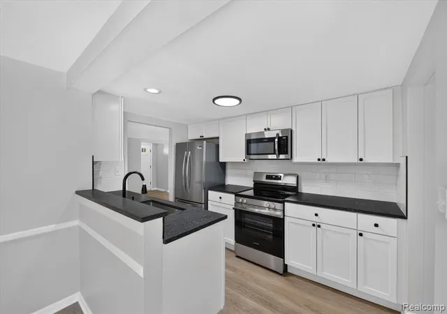 2nd image of 124 E Lafayette St, Milford, MI 48381 | MLS# 61018234