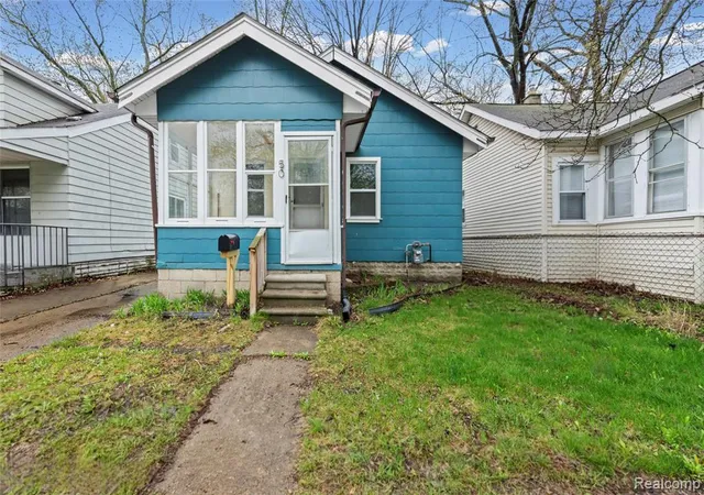Homes for sale in Hazel Park, MI | 50 E Hayes Ave, Hazel Park, MI 48030 | MLS# 60985083