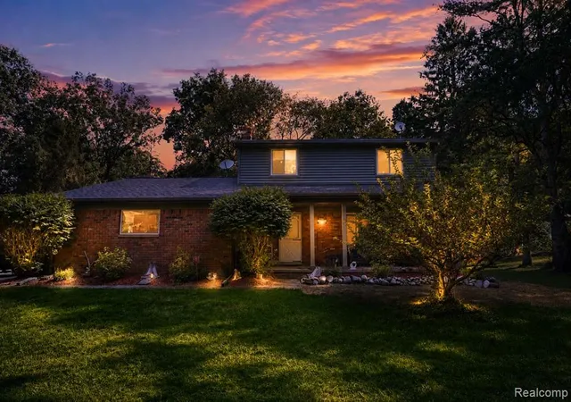 Photo 2 of Single family home for sale at 11060 Clark Rd, Davisburg, MI 48350 2725 | MLS# 61025255 | Listing updated on 2026-08-31