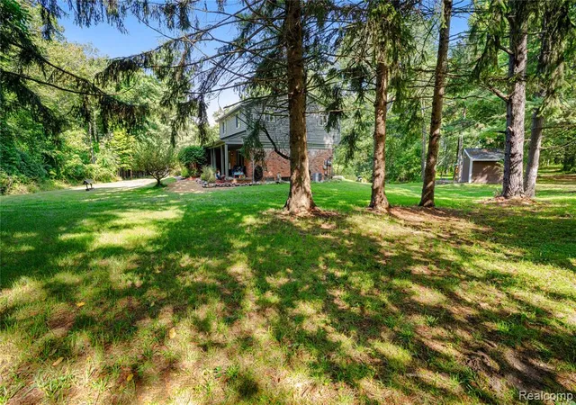 Photo 3 of Single family home for sale at 11060 Clark Rd, Davisburg, MI 48350 2725 | MLS# 61025255 | Listing updated on 2026-08-31