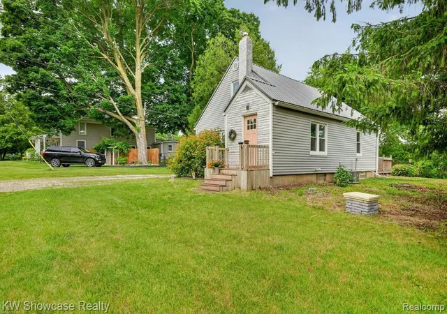 Homes for sale in Davisburg, MI | 407 Broadway, Davisburg, MI 48350 | MLS# 61005905