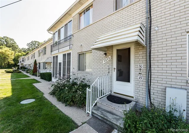 Homes for sale in Brighton, MI | 5959 Alan Dr #52, Brighton, MI 48116 | MLS# 60936107
