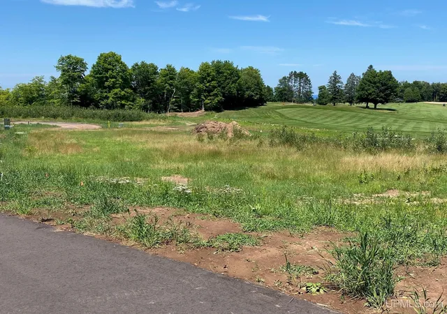 2nd image of 1917 Langford Dr, Marquette, MI 49855 | MLS# 50202234