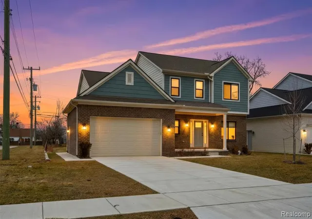 Photo 2 of Single family home for sale at 8117 Vermont Ave, Warren, MI 48093 7217 | MLS# 61014676 | Listing updated on 2026-08-31