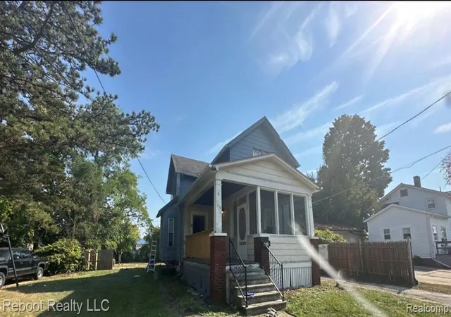 Homes for sale in Saginaw, MI | 1814 Schaefer St, Saginaw, MI 48602 | MLS# 61001415