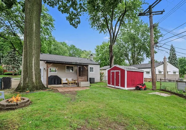 Homes for sale in Madison Heights, MI | 590 Hecht Dr, Madison Heights, MI 48071 | MLS# 61006041