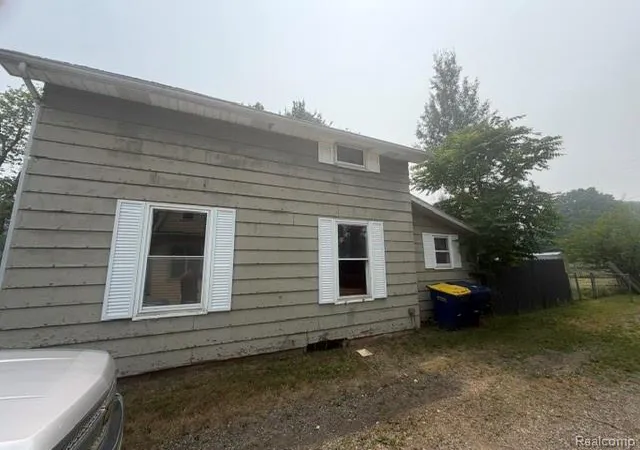 Photo 2 of Single family home for sale at 217 W Mcarthur St, Corunna, MI 48817 1326 | MLS# 61014946 | Listing updated on 2026-08-25