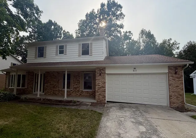 1st image of 815 Canterbury Dr, Saginaw, MI 48638 | MLS# 50219350