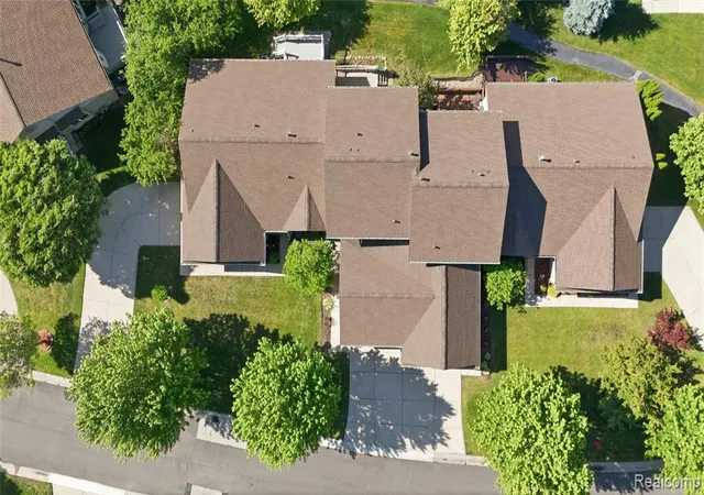 Listing Photo 5 - Condo for sale in building located at 22852 Woodcreek Dr, Taylor, MI 48180 9320