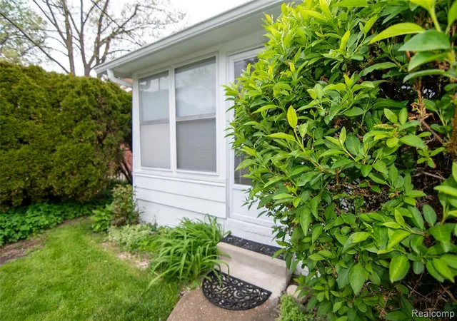 Homes for sale in Southgate, MI | 13113 Chestnut St, Southgate, MI 48195 | MLS# 60991620
